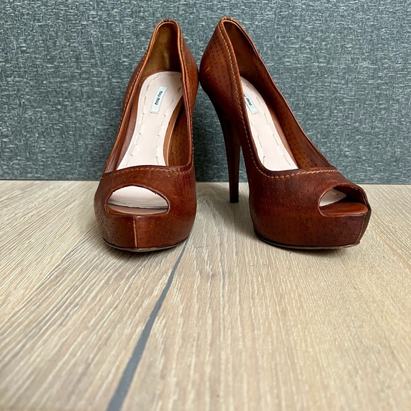 Miu Miu Brown Platform Heels Size 35 1/2 - Picture 15 of 16